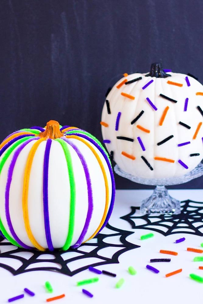 Colorful Pipe Cleaners Pumpkin Decorations #stripesdecorations