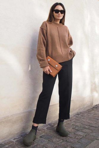 Black Trousers With Oversize Sweater Outfit #blacktrousers