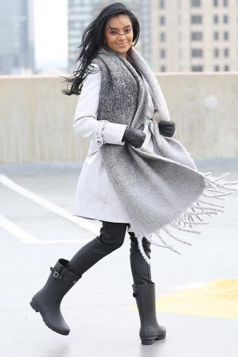 27 Stylish Outfits With Rain Boots That 