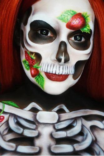 Berry Skeleton Makeup Idea #bones #bodyart