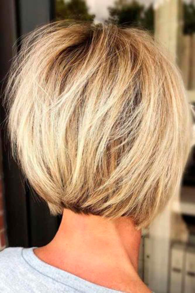 Tousled Inverted Bob With Highlights #blondehair #shorthair