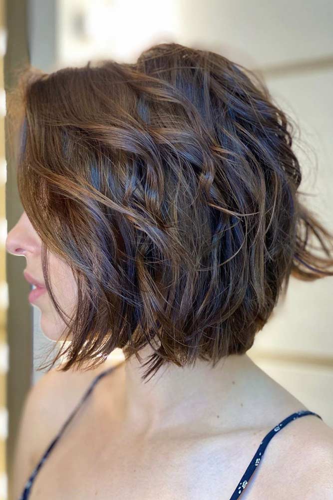 bob haircuts wavy hair