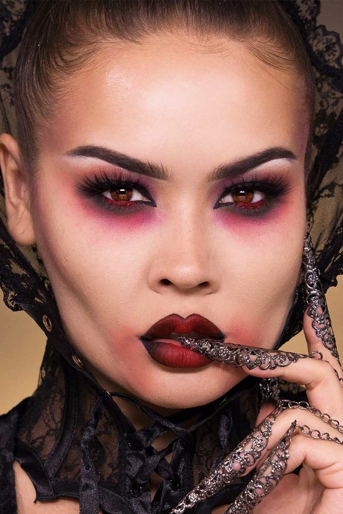 Glam And Sexy Vampire Makeup Ideas