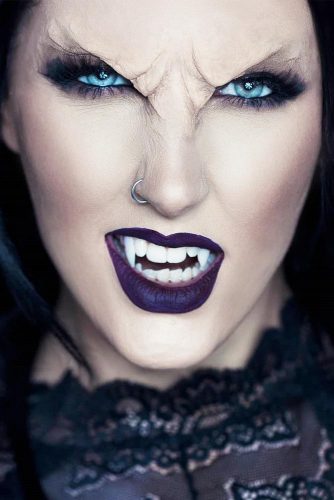 42 Glam and Sexy Vampire Makeup Ideas 2020