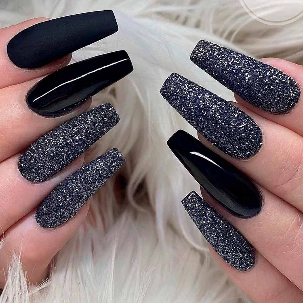 Sparkly Black Glitter Nails