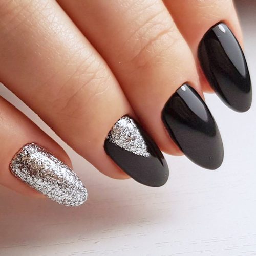 black and silver glitter nails