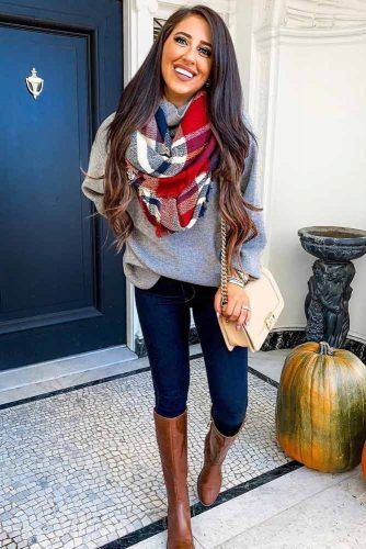 Jeans With Oversize Sweater #plaidscarf #oversizesweater