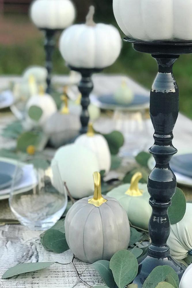 Table Decor With Pumpkins #centerpiece #pumpkins