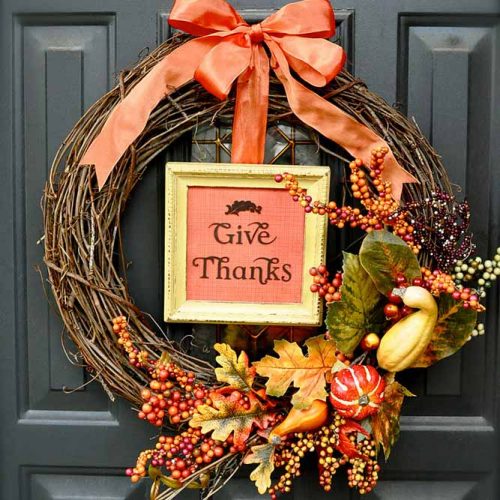Thanksgiving Wreath With Wood Frame #wreath #doordecor