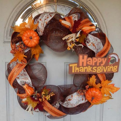Thaksgivig Wreath With Pumkins And Ribbons #wreath #ribbons