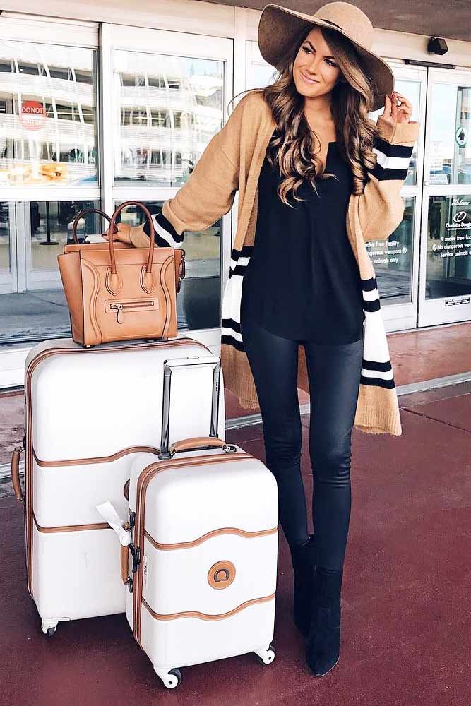 chic fall travel outfits