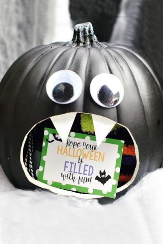 Black Bats Pumpkin Carving Idea #blackbats