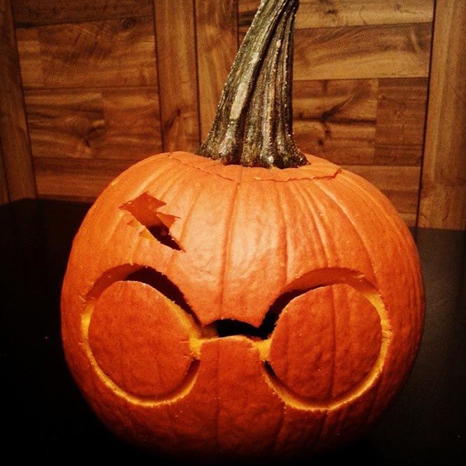 Harry Potter Pumpkin Carving Idea #harrypotter