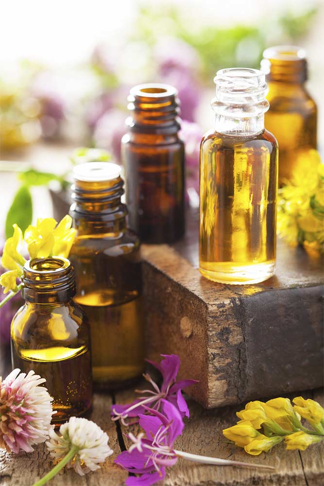 How to Get Rid of Pimples With the Help of Essential Oils