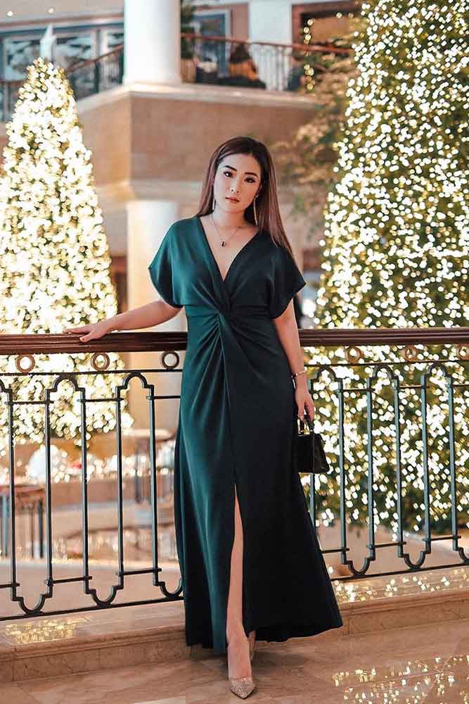 Long Green Dress For Christmas #greendress #longdress