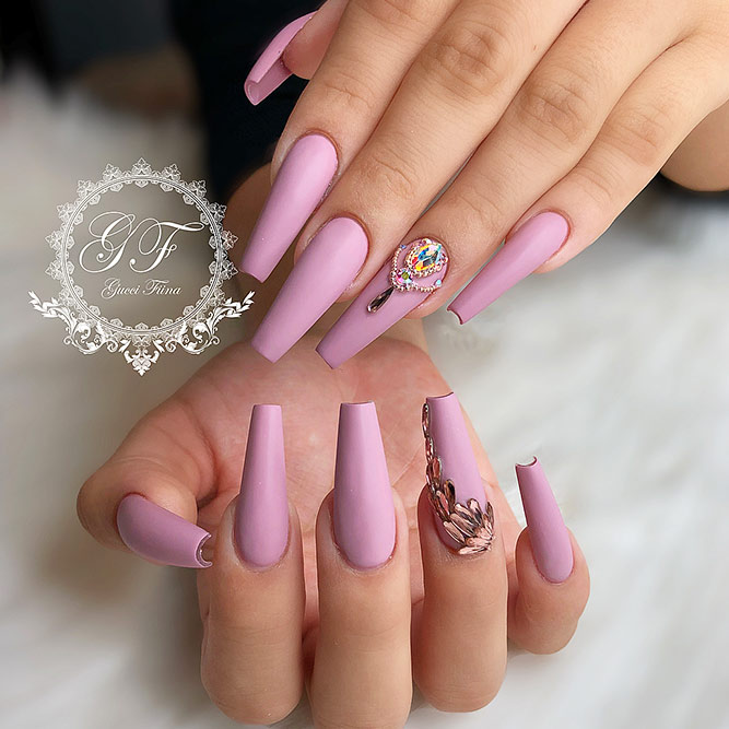 Matte Coffin Nails Design for Beautiful Look Picure 2