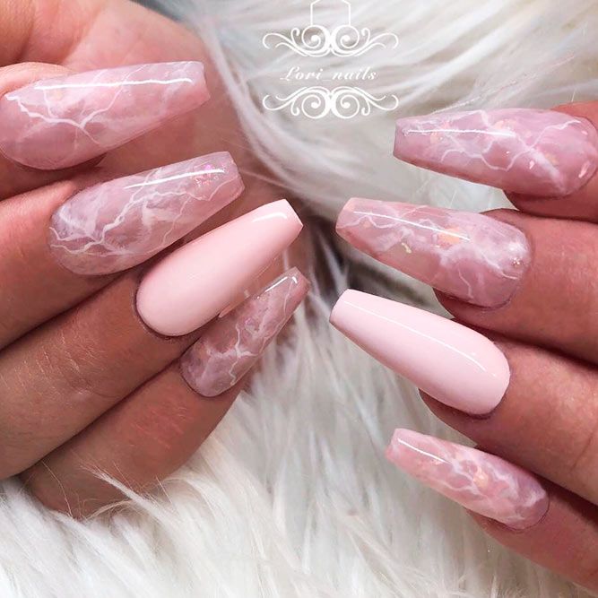 34 Pink And White Nails Trends For Spring And Summer 21