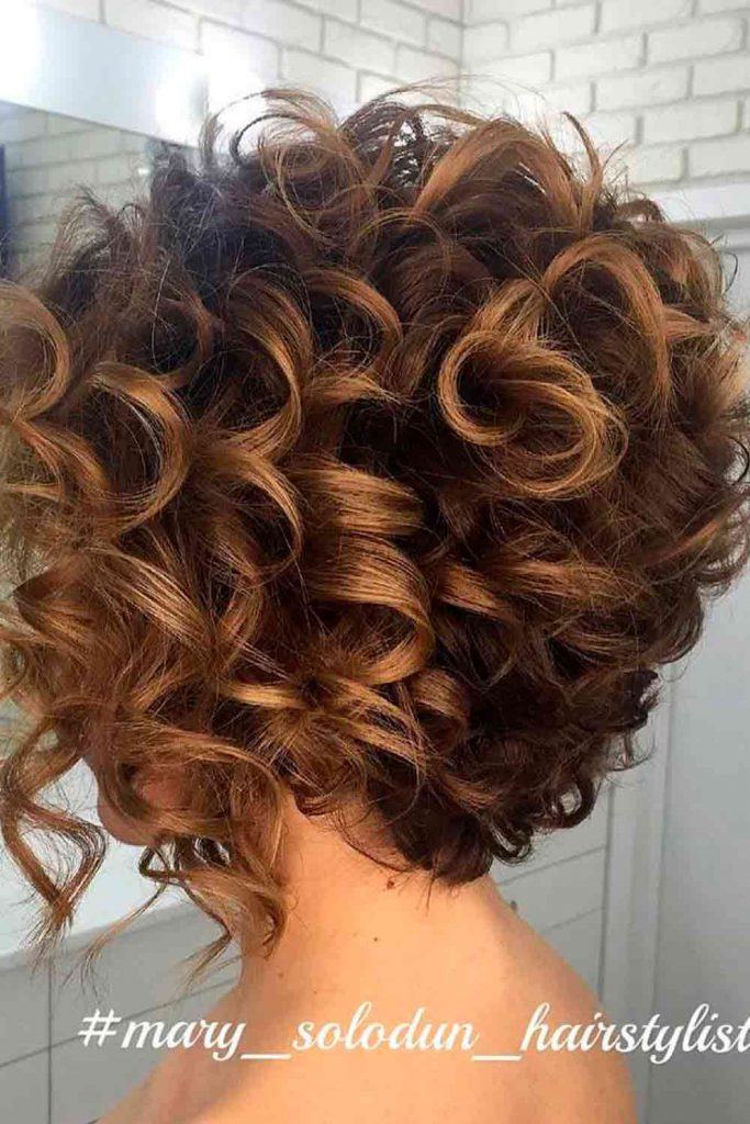 Bouncy curls outlet short hair