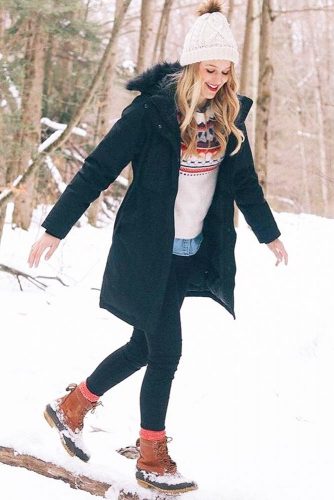 33 Outfits with Snow Boots: The Key Styles to Invest in This Winter