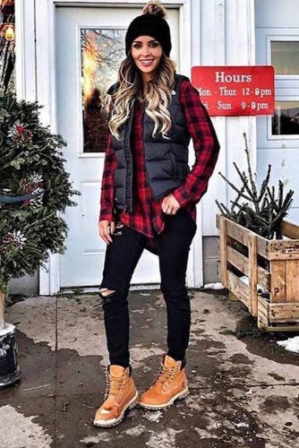 Comfy Womens Snow Boots Outfits picture 3