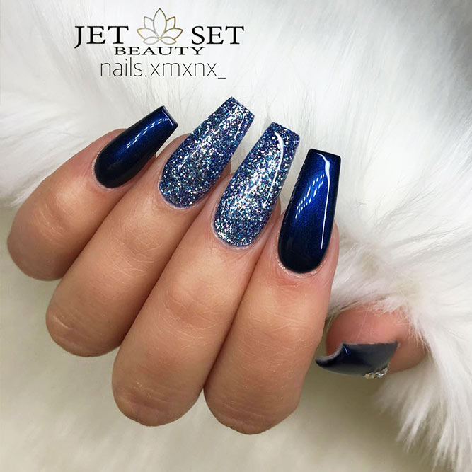Beautiful Blue Winter Colors for Nails Picture 1
