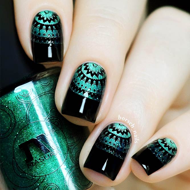 Creative Black Nail Designs with Patterns Picture 3