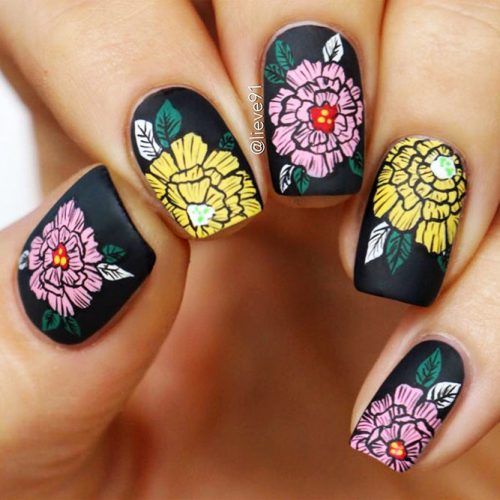 27 Trendy Black Nails Designs For Dark Colors Lovers