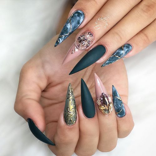 Stiletto Shape Long Nails Picture 6