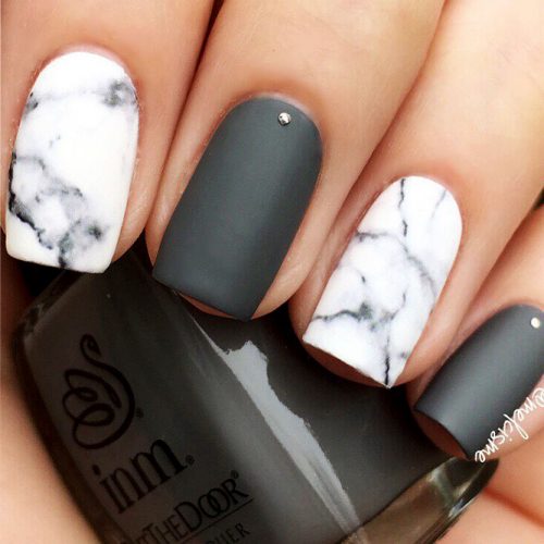 Marble Patterns on White Nails Picture 5
