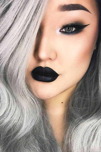 Glam Makeup Ideas with Black Lipstick picture 2