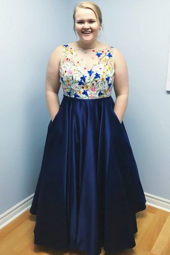 Plus-Sized Prom Dresses: Finding Something Special in a Larger Number Can  Be Frustrating