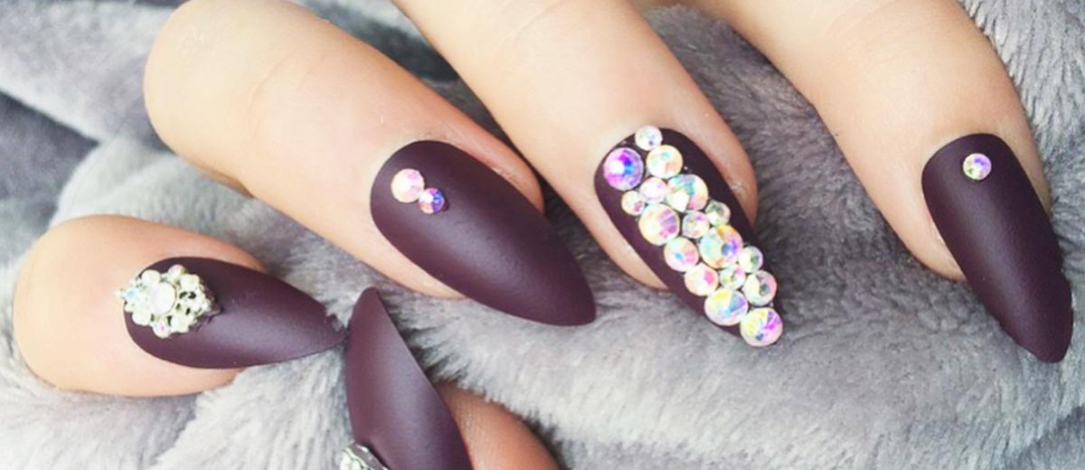 nail design pointy tip