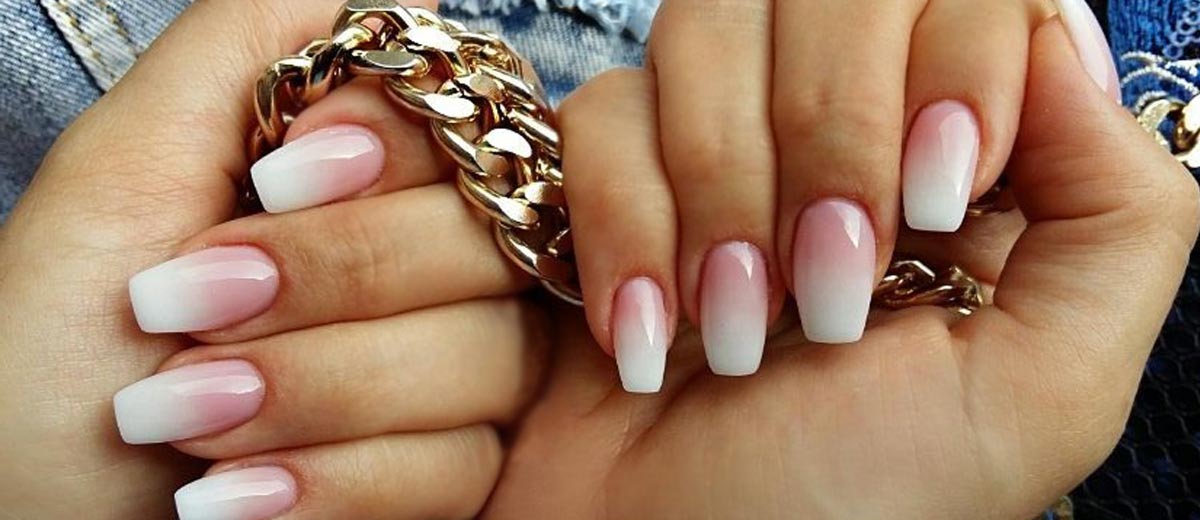 27 Terrific Designs Done With Gel Nail Polish To Try This Season