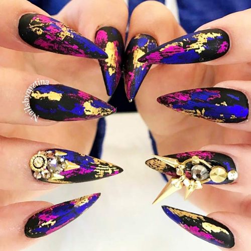 33 Stunning Gold Foil Nail Designs To Make Your Manicure Shine