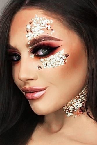 FestIval Makeup Looks With Glitter picture 1