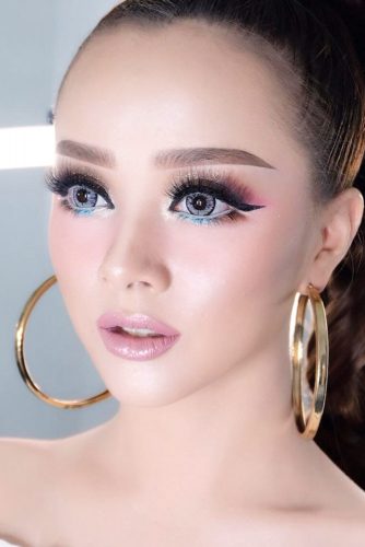 Asian Eyes Makeup Idea With Black Eyeliner #blackeyeliner 