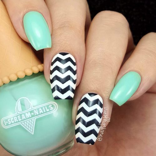 How To Prepare Your Nails For a Chevron Design Picture 6