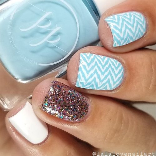 Chevron Nail Design With Glitter Accent #glitteraccent #shortnails