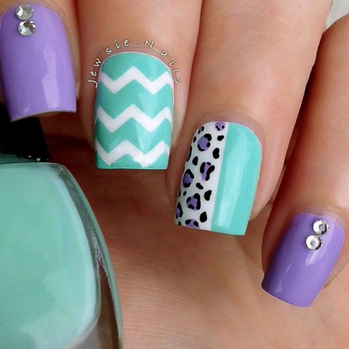 More Ideas For Your Chevron Nails Picture 2