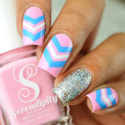 27 Amazing Chevron Pattern Design Nails