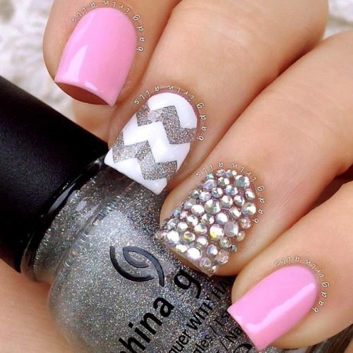 Chevron Design For Nails: Fun And Easy Picture 4