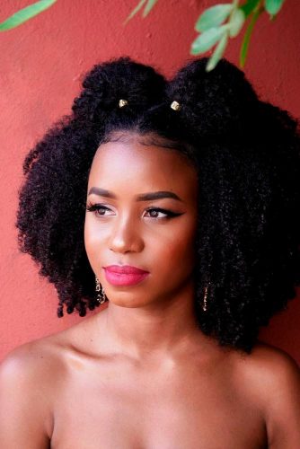 Cute Space Buns Hairstyles For Every Day Picture 3
