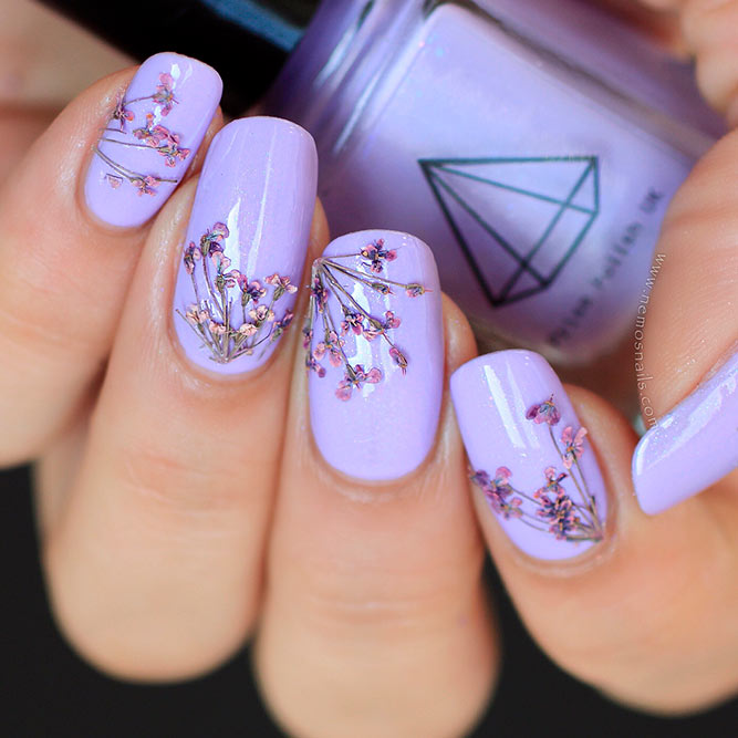Amazing Dried Flowers On Your Nails #purplenails #squovalnails