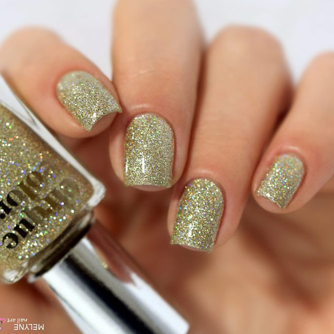 Every Day Is A Holiday With Gold Glitter Nails Picture 5