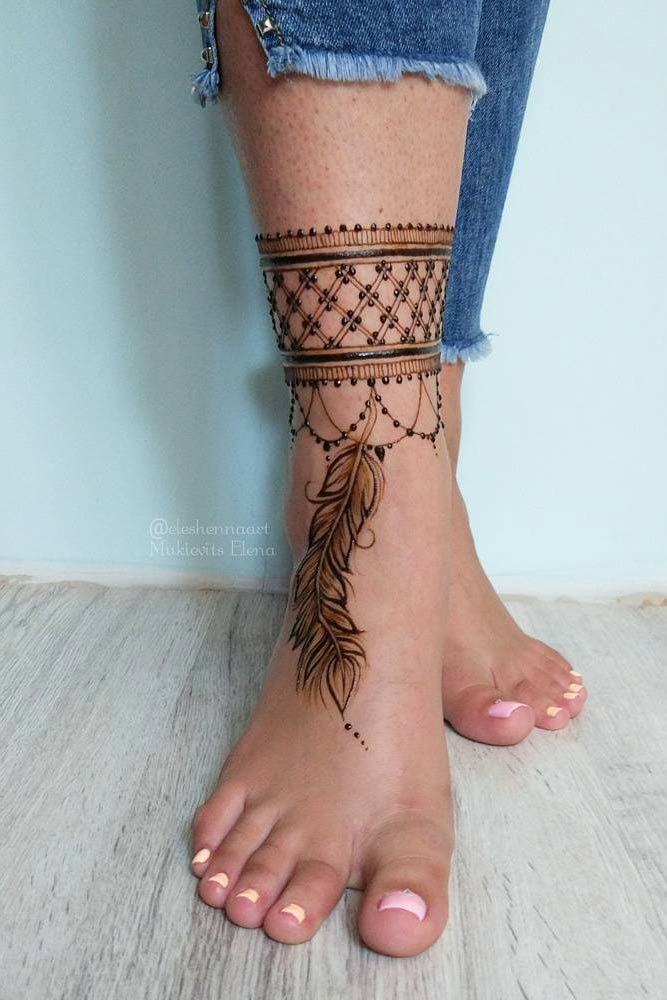 Henna Tattoo Design With Feather #feathertattoo