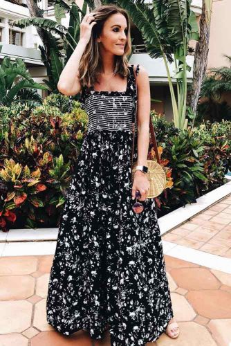 Maxi Black Dress Design With Floral Print #blackprintdress