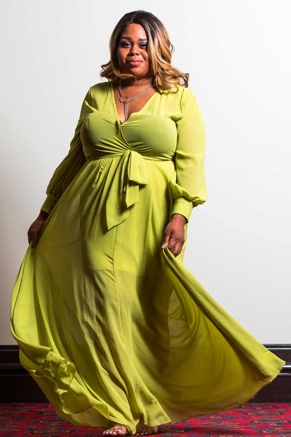 Maxi dress for curvy body best sale