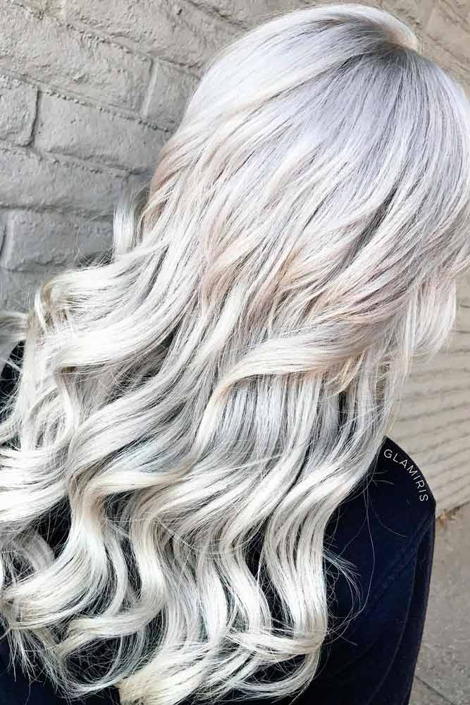 Stylish Looks Of Platinum Blonde Hair #longblondehair #wavyhairstyles