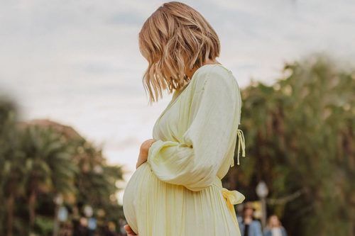 Maternity Dresses To Feel Comfortable Daily And on Special Occasions