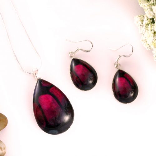 Burgundy Jewelry Set #burgundypendant #burgundyearrings